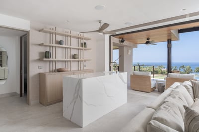 Luxury Villa Photo #17