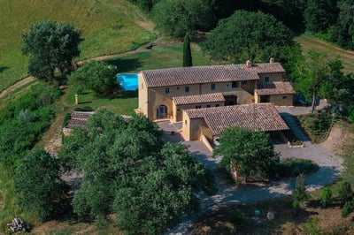 Luxury Villa Photo #2