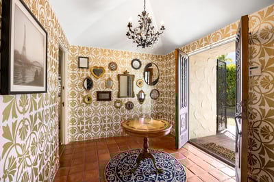 Luxury Villa Photo #11