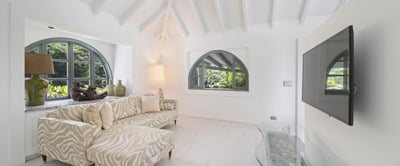 Luxury Villa Photo #20