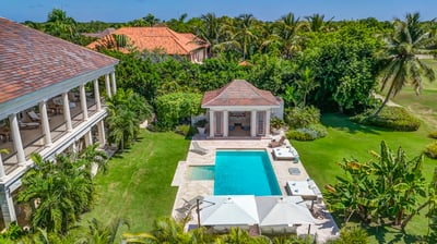 Luxury Villa Photo #5