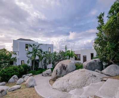 Luxury Villa Photo #37