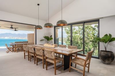 Luxury Villa Photo #17