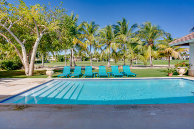 Luxury Villa Photo #13