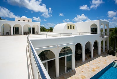 Luxury Villa Photo #9