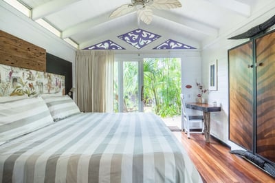 Luxury Villa Photo #26