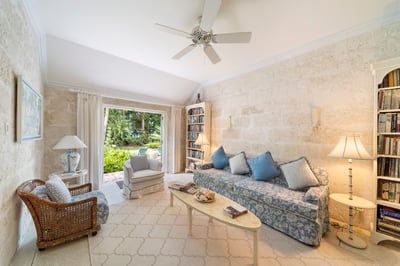 Luxury Villa Photo #30