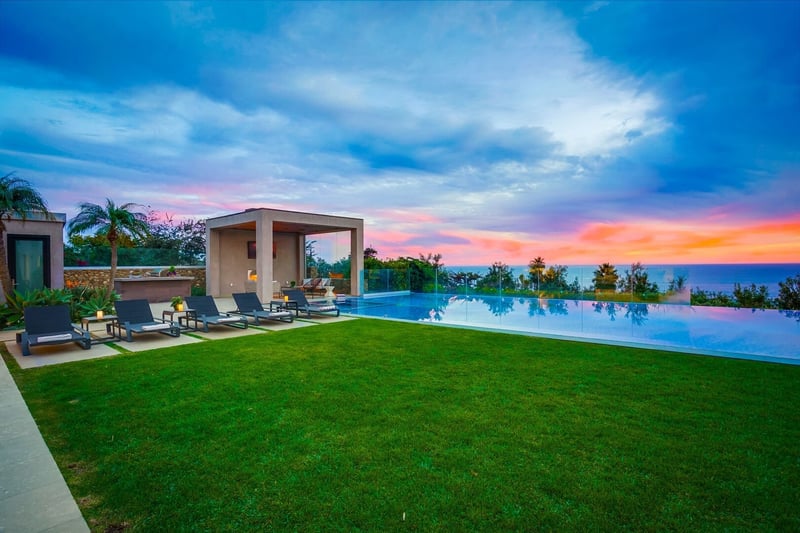 Beachview Ellice Malibu