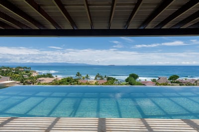Luxury Villa Photo #11