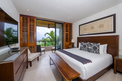Luxury Villa Photo #44