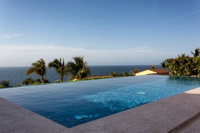 Luxury Villa Photo #3