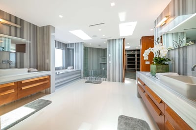 Luxury Villa Photo #49