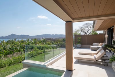 Luxury Villa Photo #2