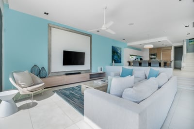 Luxury Villa Photo #22