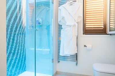 Luxury Villa Photo #17
