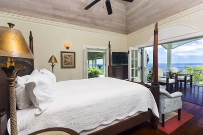 Luxury Villa Photo #12