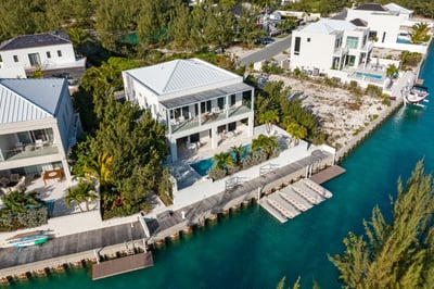 Luxury Villa Photo #5