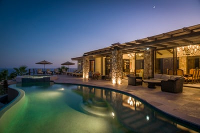 Luxury Villa Photo #5