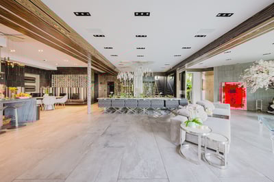 Luxury Villa Photo #40
