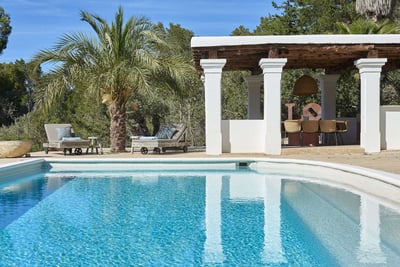 Luxury Villa Photo #4