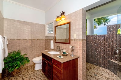 Luxury Villa Photo #25