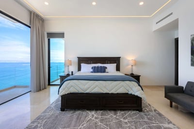 Luxury Villa Photo #54