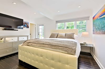 Luxury Villa Photo #28