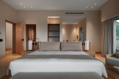 Luxury Villa Photo #25