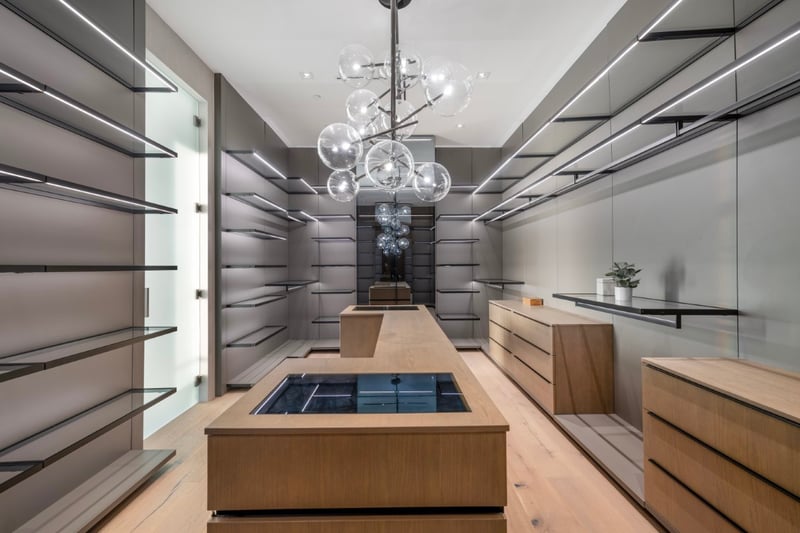 Linda Flora Modern Estate