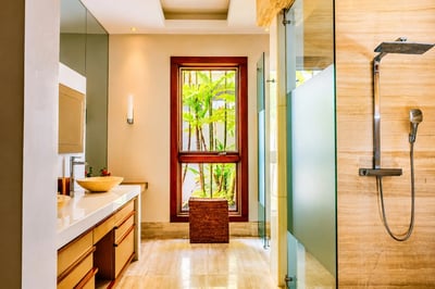 Luxury Villa Photo #47