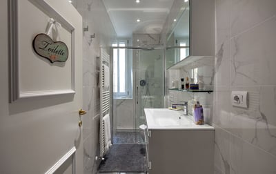 Luxury Villa Photo #23