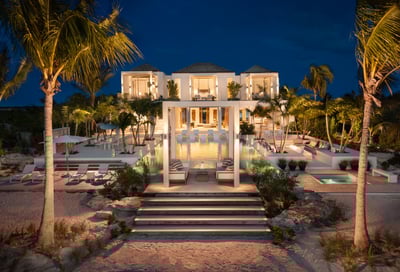 Luxury Villa Photo #3