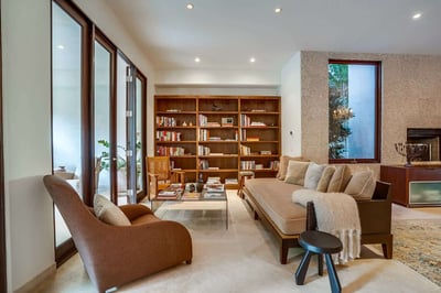 Luxury Villa Photo #14