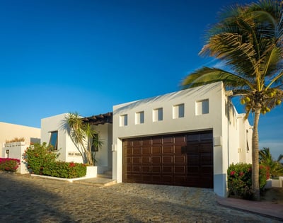 Luxury Villa Photo #12