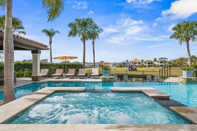 Luxury Villa Photo #5