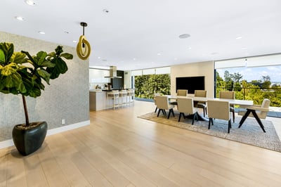Luxury Villa Photo #30