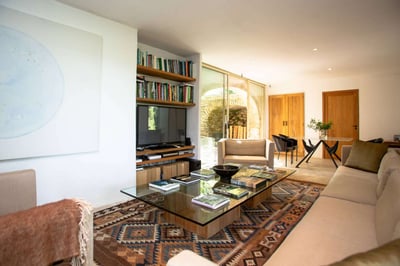 Luxury Villa Photo #13