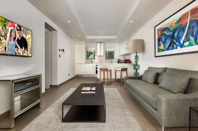 Luxury Villa Photo #12