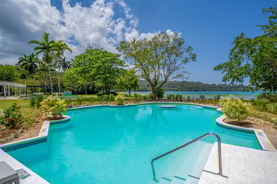 Luxury Villa Photo #2