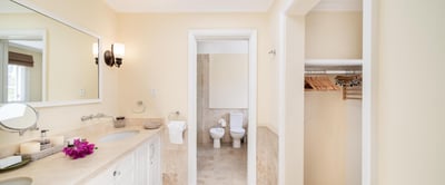 Luxury Villa Photo #12