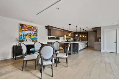 Luxury Villa Photo #16