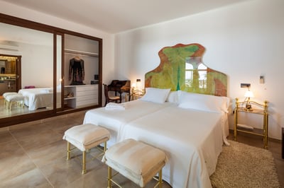 Luxury Villa Photo #46