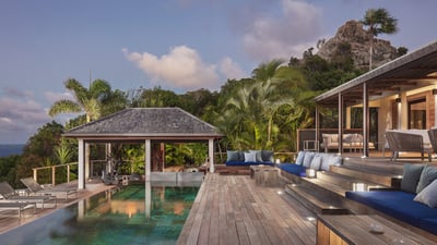 Luxury Villa Photo #17