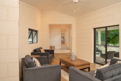 Luxury Villa Photo #13