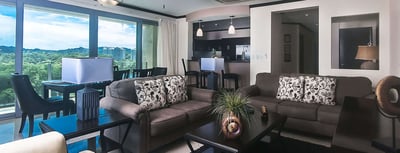 Luxury Villa Photo #3