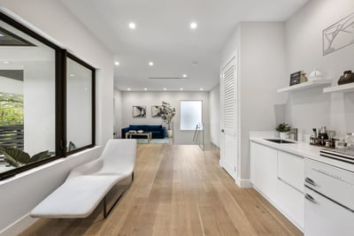 Luxury Villa Photo #24