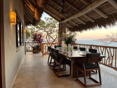 Luxury Villa Photo #10