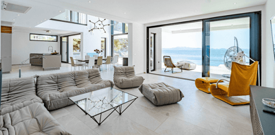 Luxury Villa Photo #34