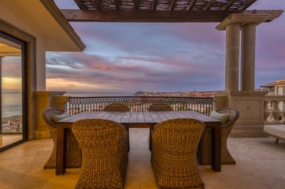Luxury Villa Photo #2