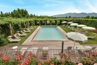 Luxury Villa Photo #12